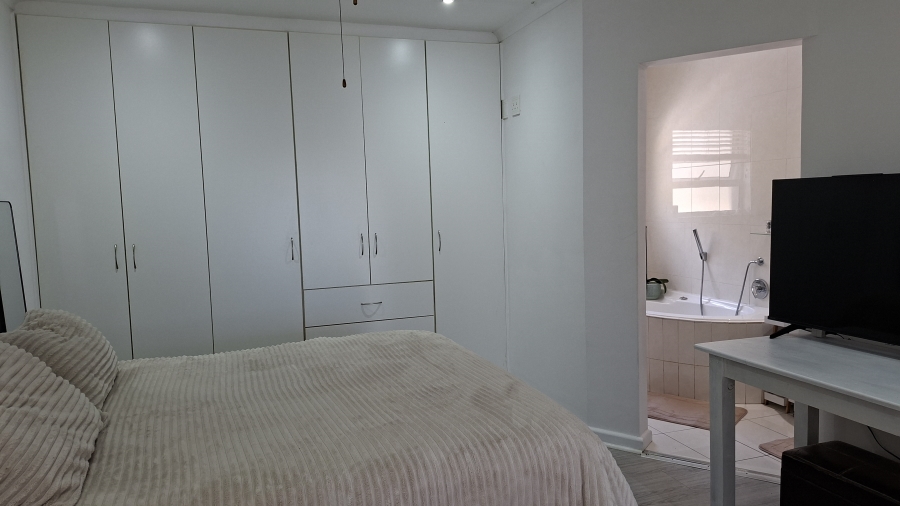 3 Bedroom Property for Sale in Beacon Bay Eastern Cape